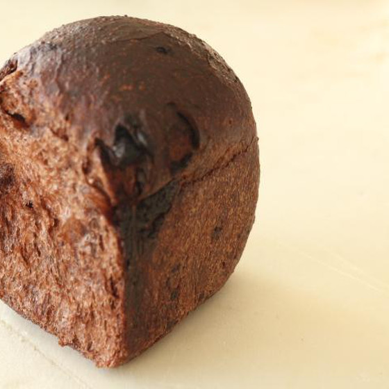 カカオとチョコの美味しさを十分に感じていただける食パン