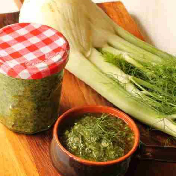 イタリア野菜フィノッキオを食べつくそう！株から葉まで使い切り