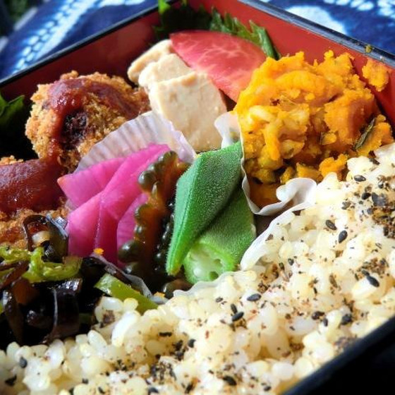 お弁当でピクニック