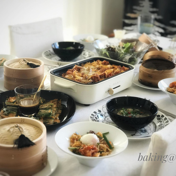アツアツ蒸し餃子で冬の寒さを楽しむ韓国風ごはん