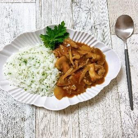 【９月前半メニュー】  洋食　 みんな喜ぶ！ 秋の味覚をふんだんに使ったメニュー