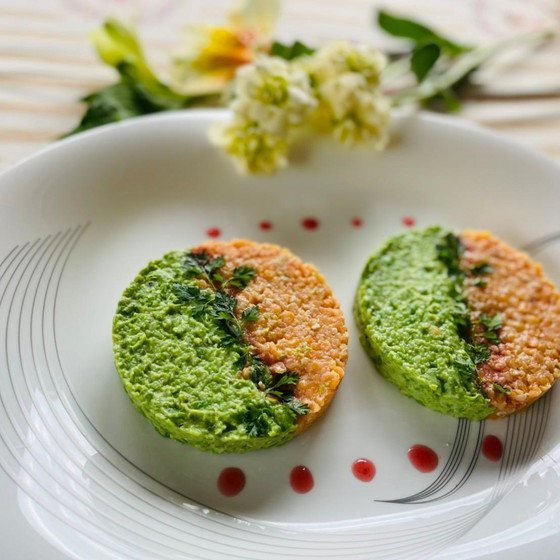 1)ポワポワ（レンズ豆とグリーンピースのカラフル前菜）