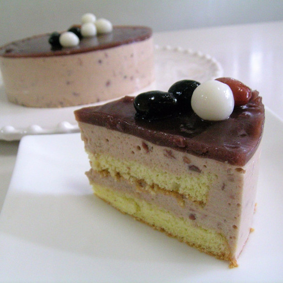 B2 小豆のムースケーキ / ガトーオプラリネ