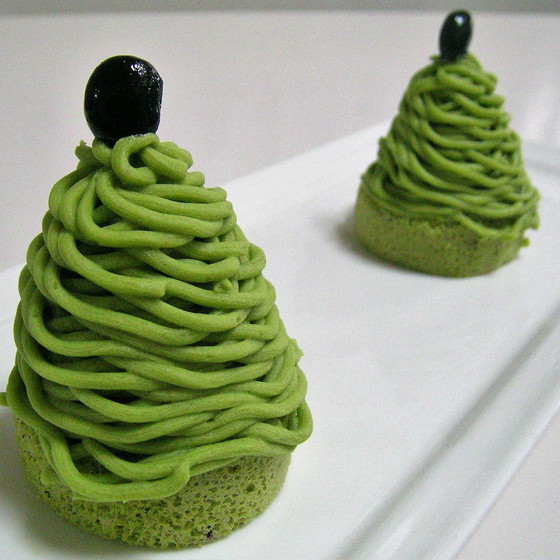 A5 抹茶のモンブラン / 野菜いっぱいのキッシュ