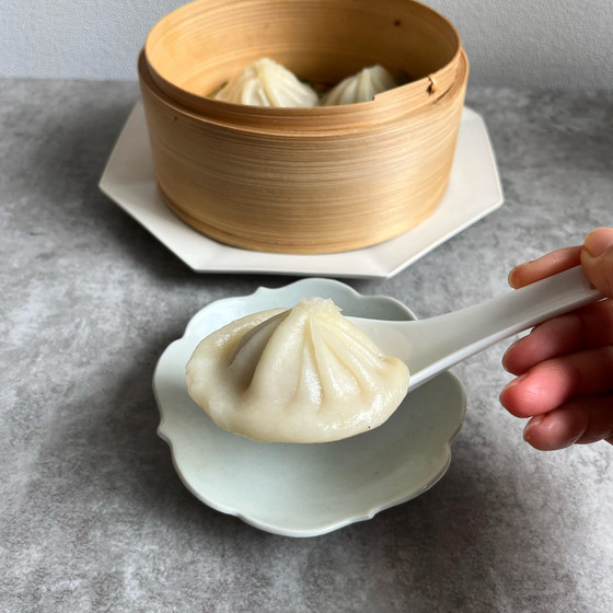 スープたぷたぷ小籠包