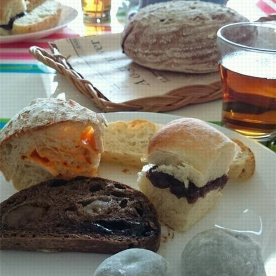 あこ酵母　チェダーチーズ・スモークベーコンのカンパーニュ