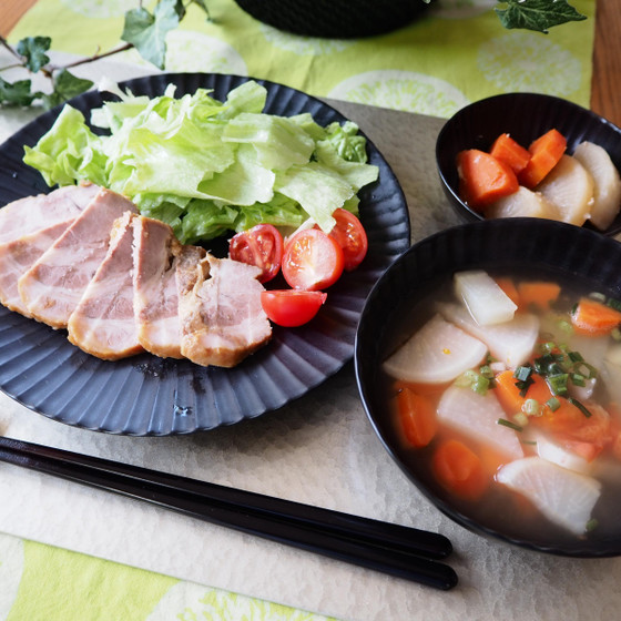 豚かたまり肉で美味しさ倍増♪煮豚・野菜煮・スープと旨味が味変に♪