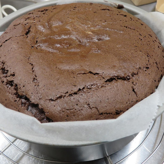 バレンタインに向けてチョコレートタルト作り