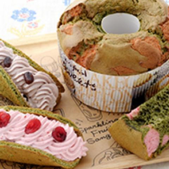 フランボワーズとよもぎのシフォンとオムレツト