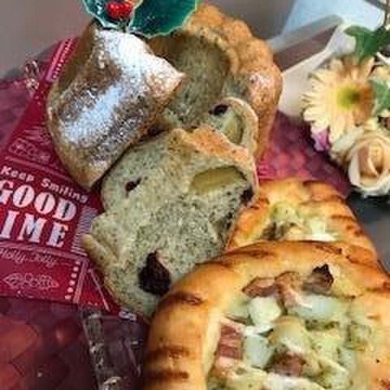 フルーツティクグロフとバジルポテトベーコン