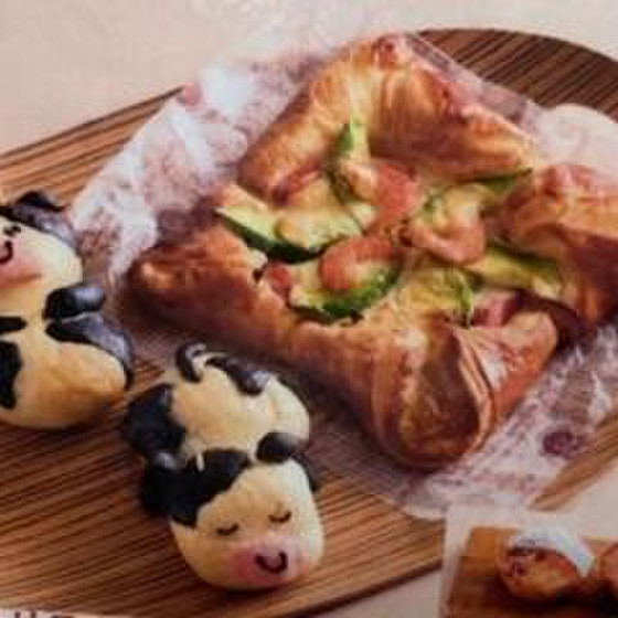 クリスマスデニッシュと、もー太くん。