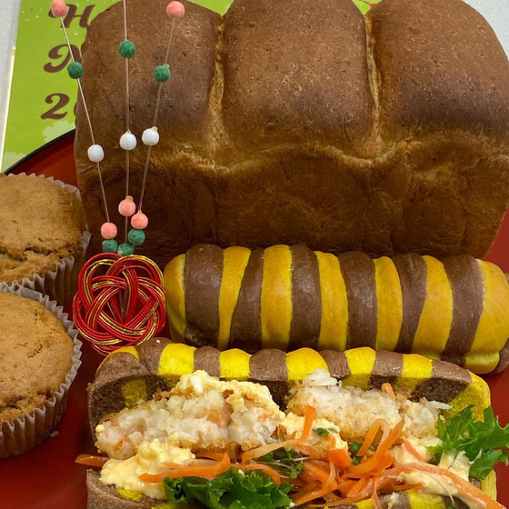 寅ちゃんのシッポとオートミール食パンとオートミールマフィン