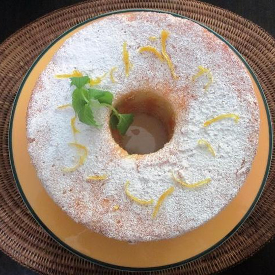 「はちみつレモンの米粉シフォンケーキ」１７㎝丸シフォン型１台実習