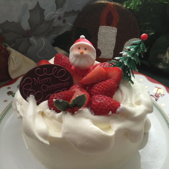 クリスマスケーキ「ホワイトクリスマス」１５㎝丸１台実習