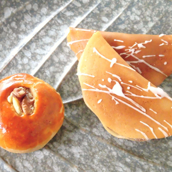 和菓子♪ くるみ饅頭とアーモンド饅頭