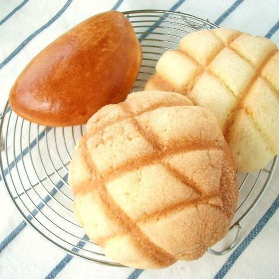 メロンパン♪とバニラたっぷり自家製クリームパン♥