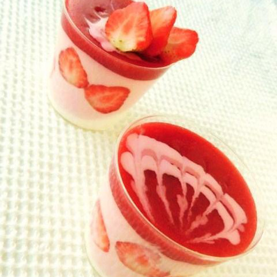 イチゴのカップデザート♪焼き菓子お土産付き♡