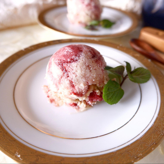 ストロベリーアイスクリーム