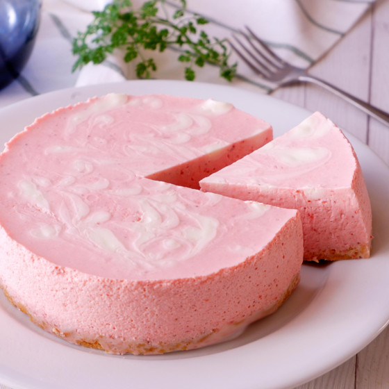 いちごのマーブルチーズケーキ