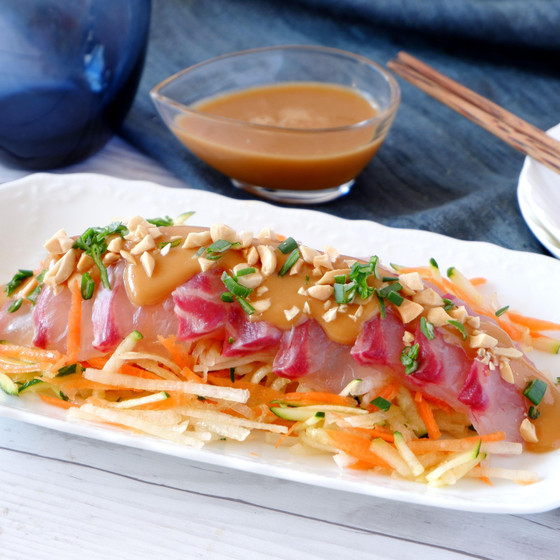 鯛のごまだれサラダ