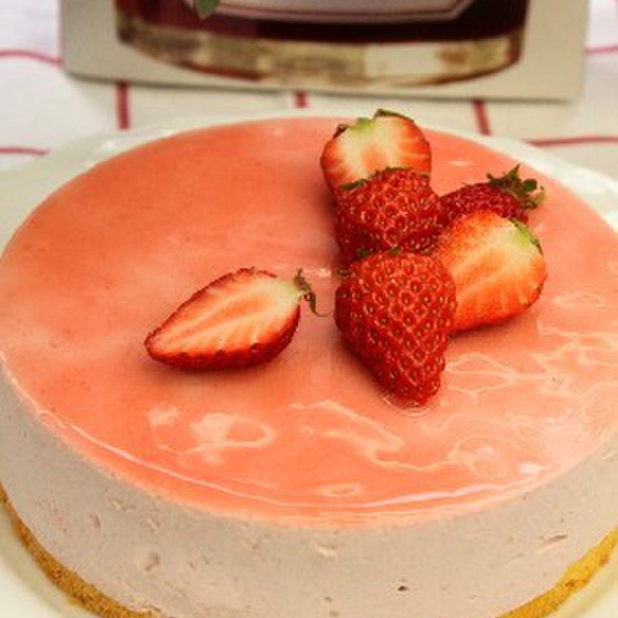 Gateau aux Fraises 苺のお菓子