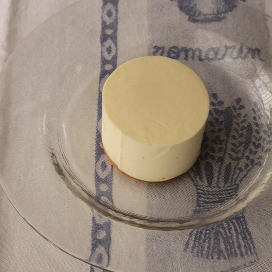 ひんやりレアチーズケーキを作りましょう！