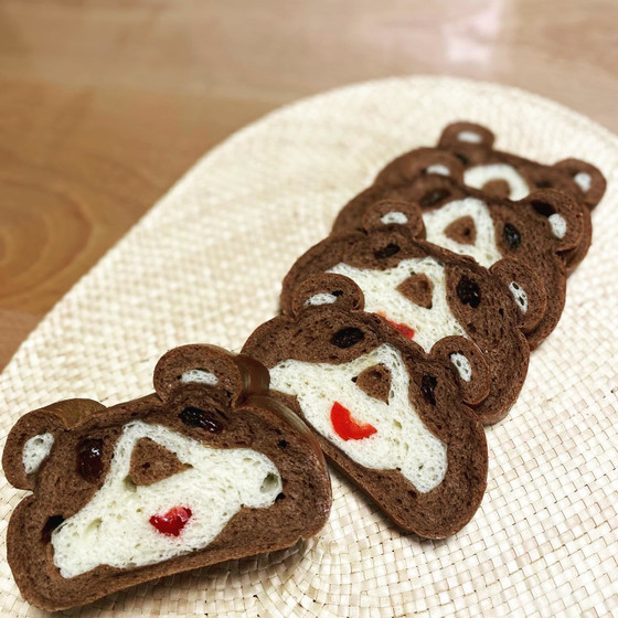 楽しく美味しいパン作り！　イーストパンレッスン『切ってもクマちゃん』　レッスン時間 10:00〜13:30