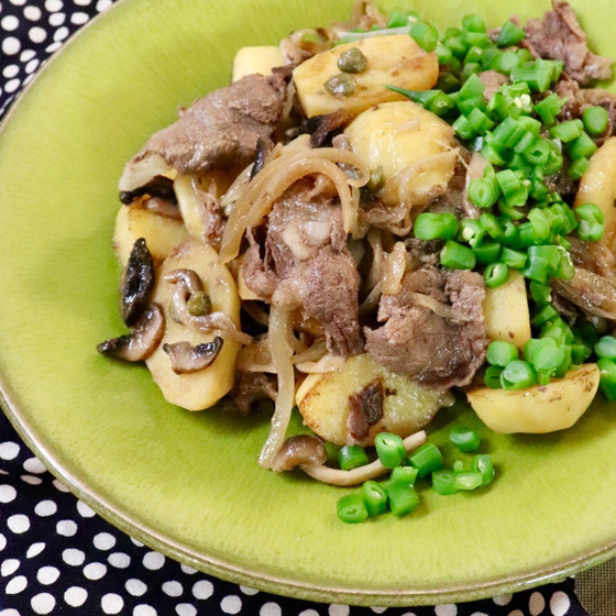 <オンライン＞牛肉とキノコのアンチョビ肉じゃが＆ナスのフライ