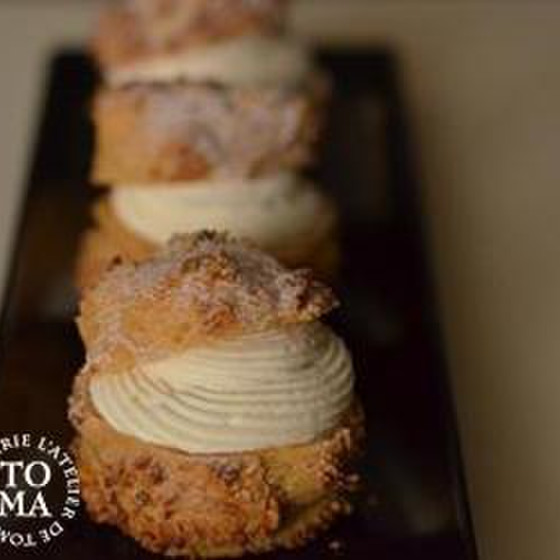パティスリーのシュークリーム