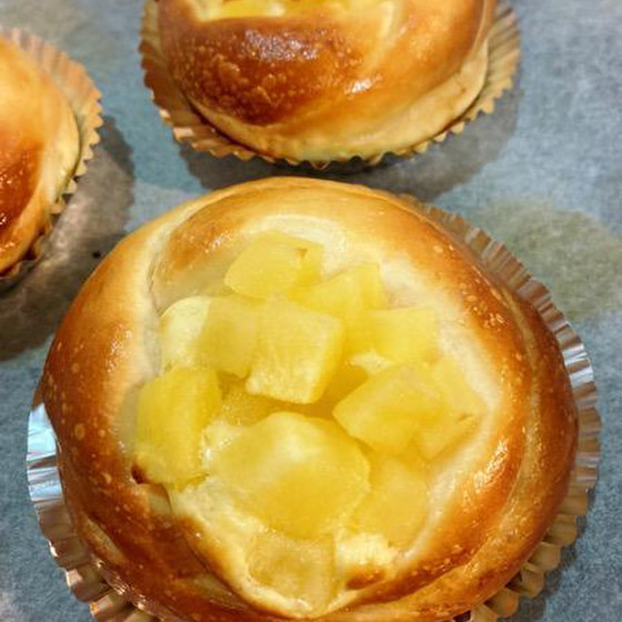 3/20キャンセルでました！捏ね台がなくてもボールの中で混ぜるだけ　簡単パン　チーズケーキ風パン