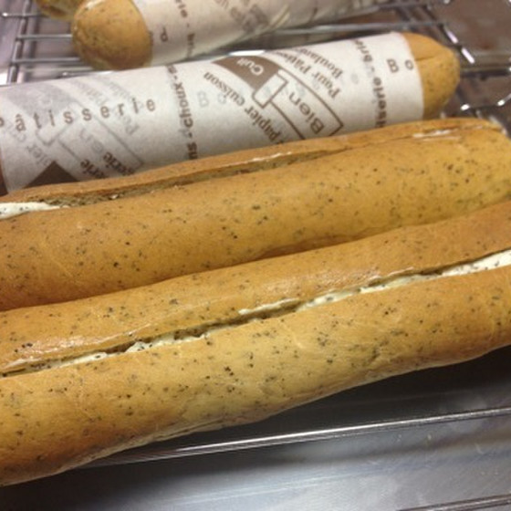 アールグレイの　#ミルクフランス　と　#抹茶甘納豆パン