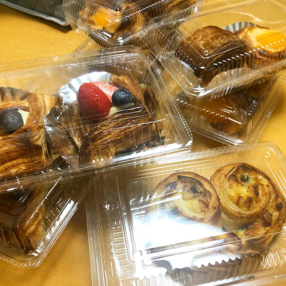 お持ち帰りのデニッシュはたくさん！！