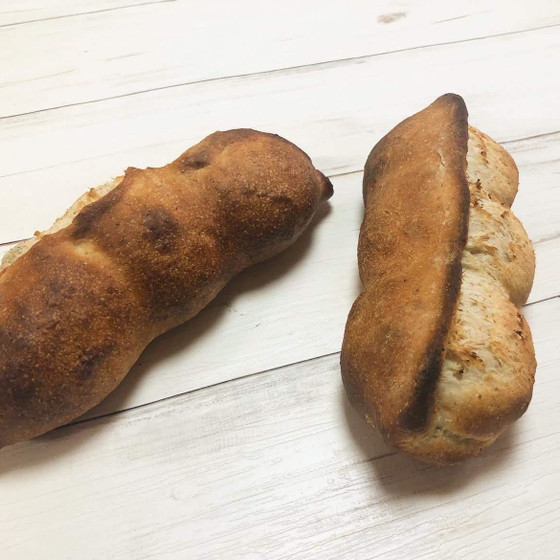 【自家製酵母】枝豆パン・バートのバゲット