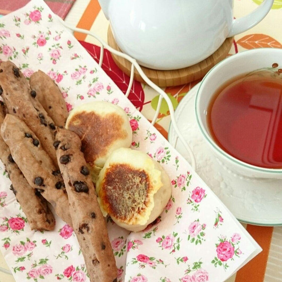 おうちパン講座（フライパンパンチーズ、チョコスティックパン）