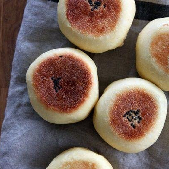 おうちパン講座（フライパンであんぱん、ドデカフォカッチャ）