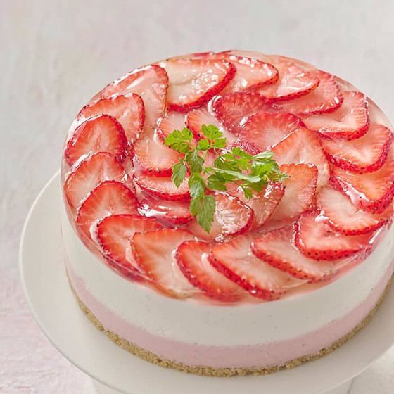 いちごのレアチーズケーキ