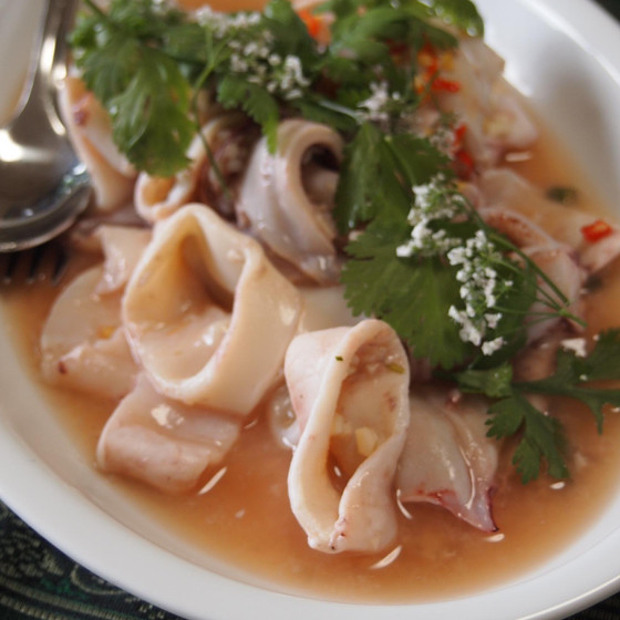 初夏に食べたい、爽やかハーブたっぷりタイ料理