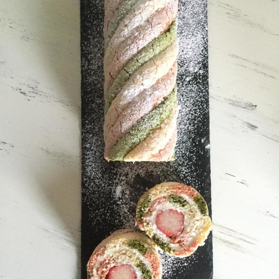 ケーキレッスン「三色ロールケーキ」