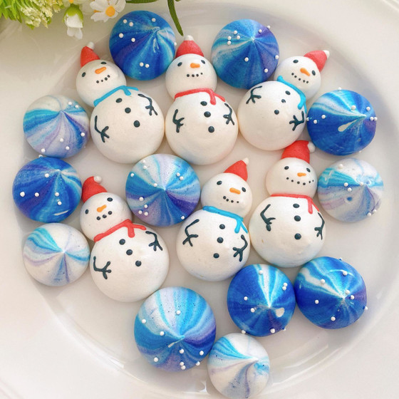 クリスマスケーキのデコレーションパーツ