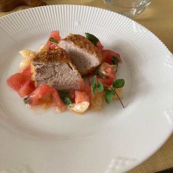 豚ヒレ肉のハーブカツレツ☆トマトと桃のケッカソース