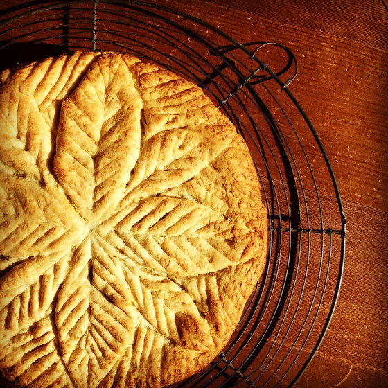 大人レッスン♫新年のお菓子ガレットデロワを作りましょう♫