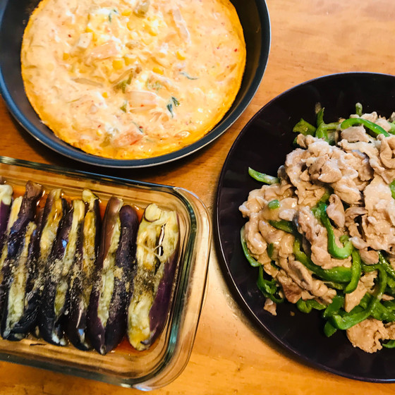 時短簡単晩御飯！青椒肉絲と蒸しナス中華風、キムチ風味玉子