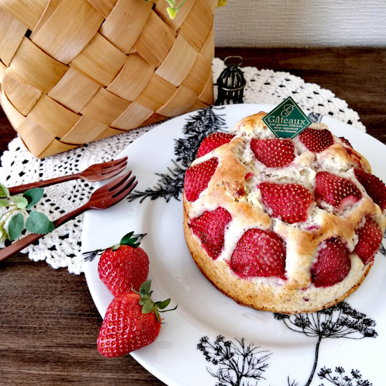 ベイクドストロベリーケーキ