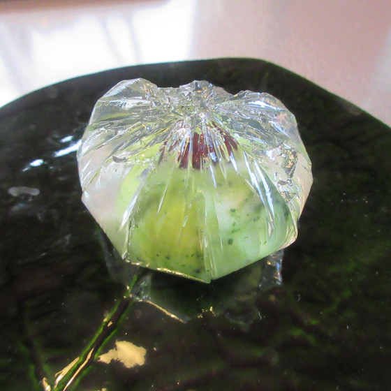 8月の和菓子はきらきらの涼しい和菓子を2種