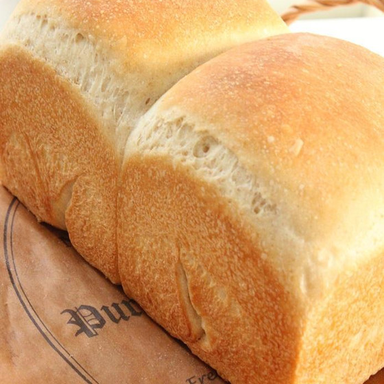 自家製酵母メープル食パン
