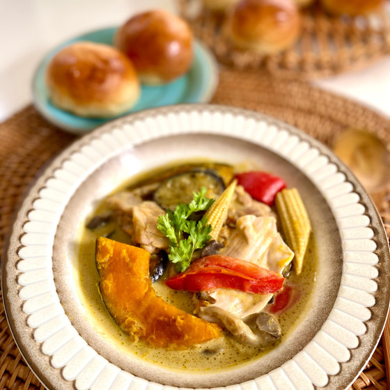 野菜ごろごろグリーンカレースープ