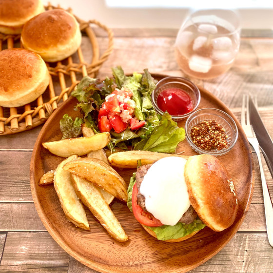 手作りバンズが美味しい☆本格ハンバーガー