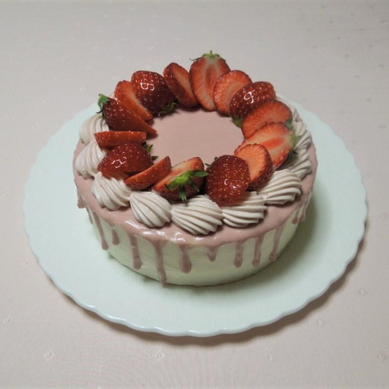 ルビードリップケーキ