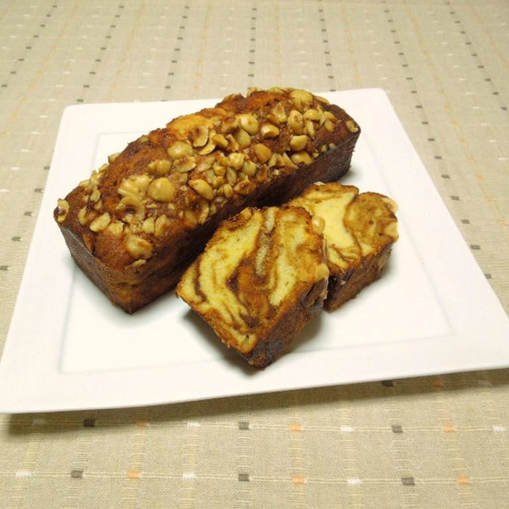 ヘーゼルナッツとキャラメルのパウンドケーキ