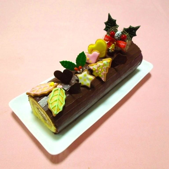 クリスマスケーキレッスン　栗のブッシュドノエル